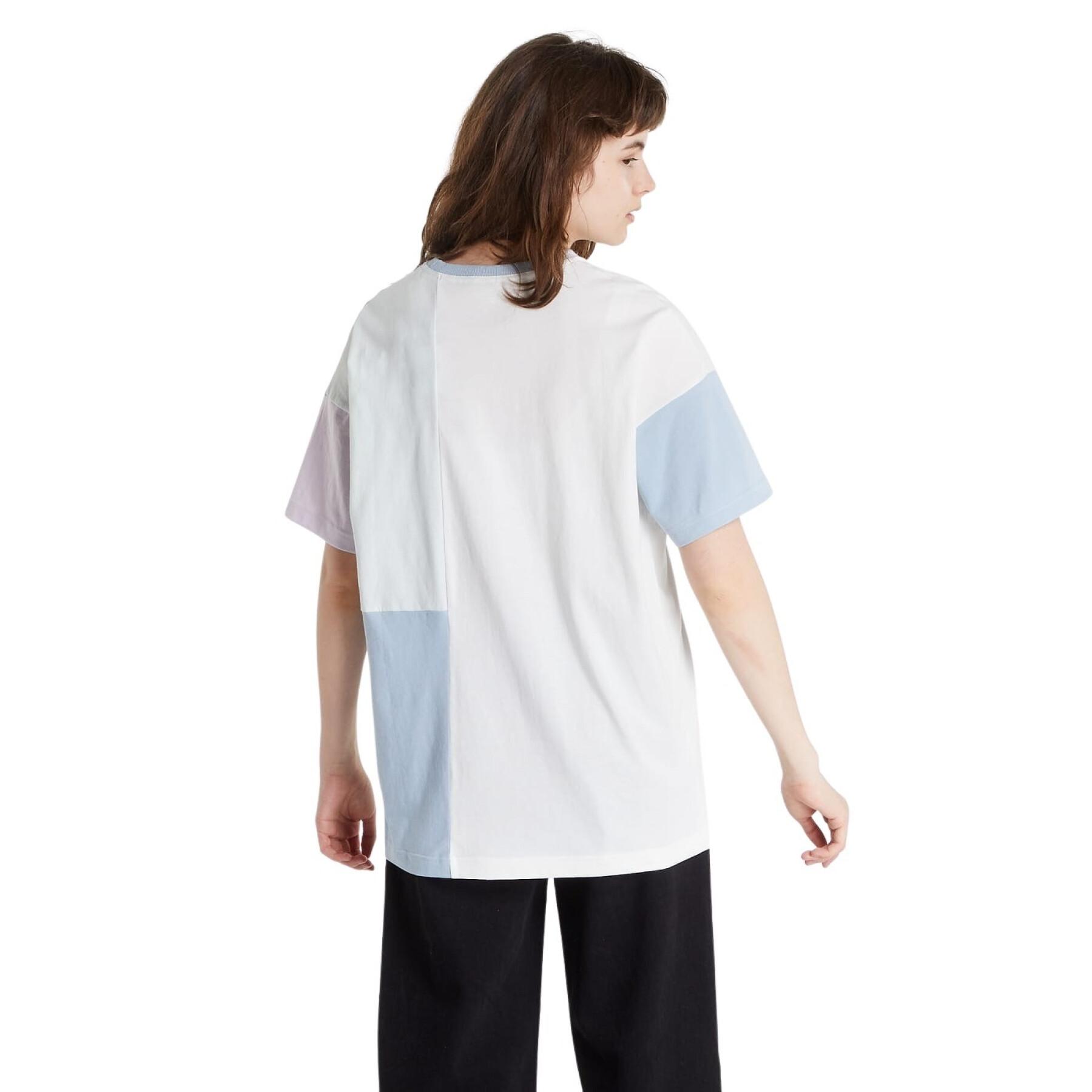 T-shirt för kvinnor Reebok Pastel